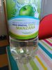Agua mineral sabor manzana