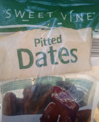 Calories in Sweet Vine Pitted Dates
