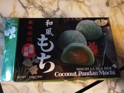 Calories in Royal Family Coconut Pandan Mochi